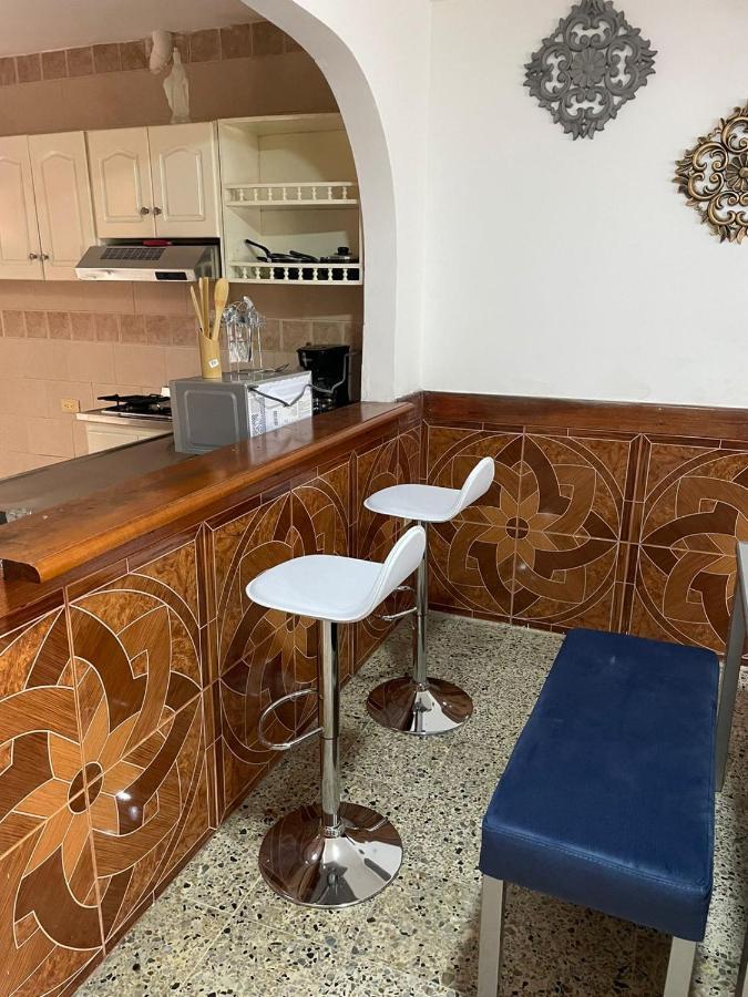 דירות מדיין Casa Al Frente Del Pueblito Paisa מראה חיצוני תמונה